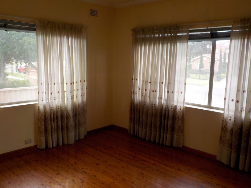86 Adelaide Street, Oxley Park NSW 2760