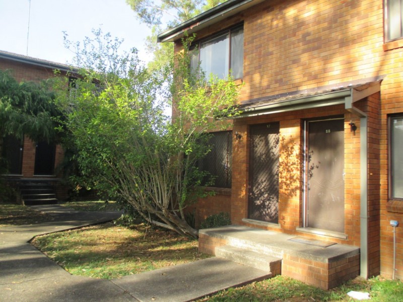 17/2-8 Kazanis Court, Werrington NSW 2747