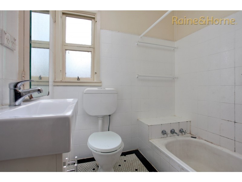 15 Hobart Street, Oxley Park NSW 2760