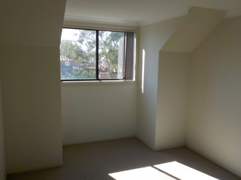 4/156 Canberra Street, St Marys NSW 2760