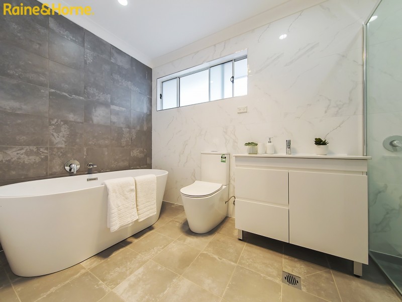 2/31 Rugby Street, Cambridge Park NSW 2747