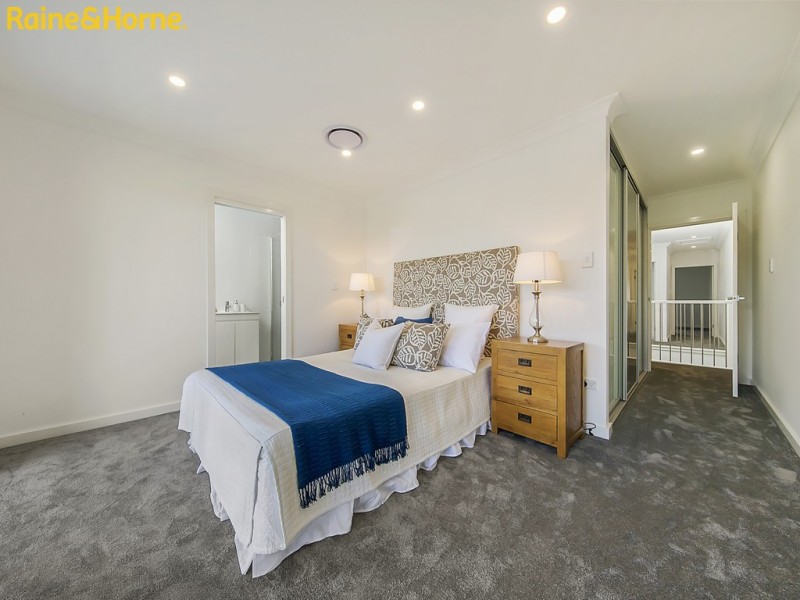 2/31 Rugby Street, Cambridge Park NSW 2747