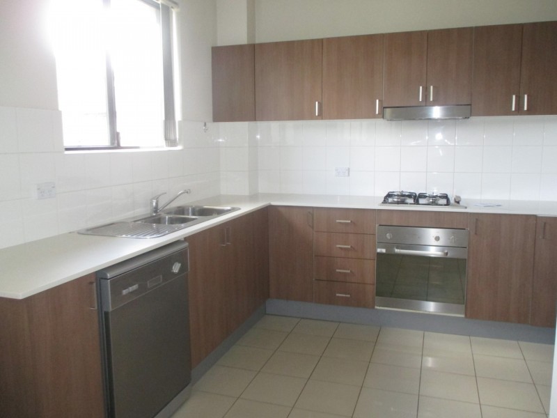 18/2-6 Regentville Road, Jamisontown NSW 2750