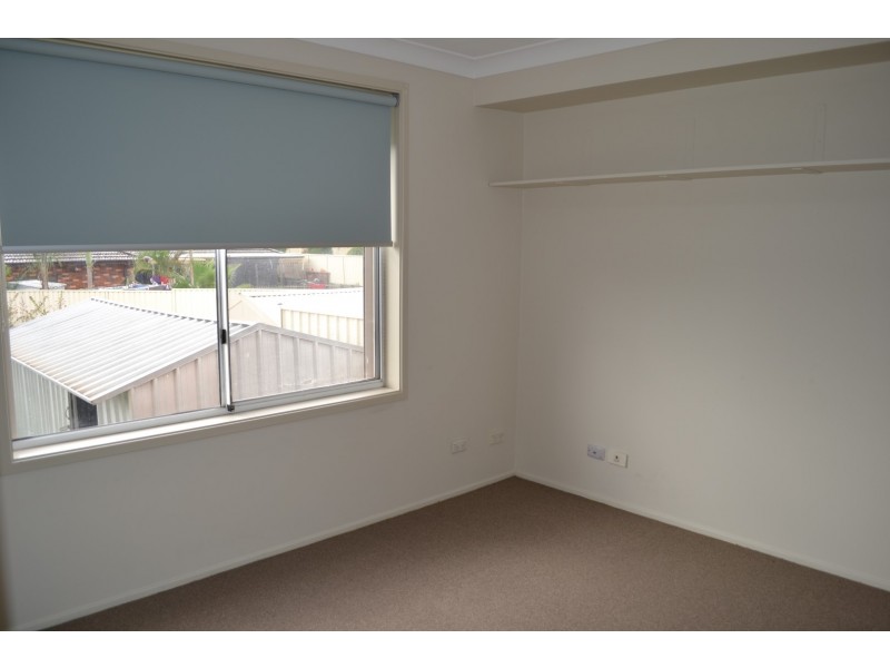 12 Lorikeet Place, St Clair NSW 2759