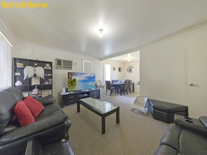 30 RUNCORN AVENUE, Hebersham NSW 2770