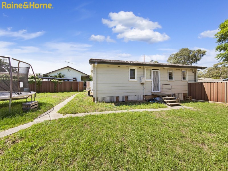 30 RUNCORN AVENUE, Hebersham NSW 2770