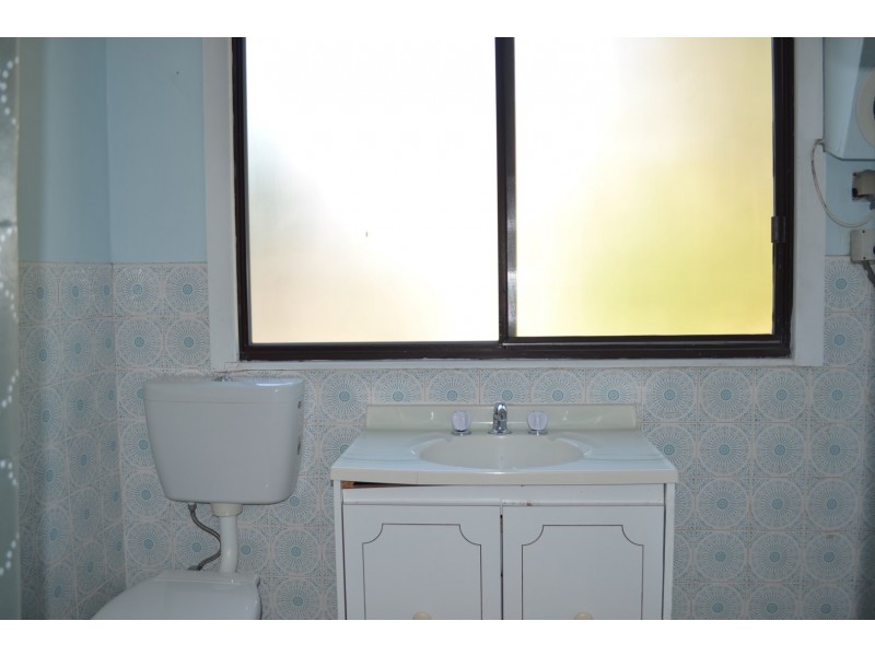 4 Constance Avenue, Oxley Park NSW 2760