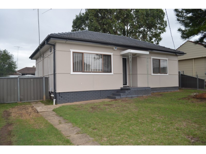 15 Malouf Street, Colyton NSW 2760