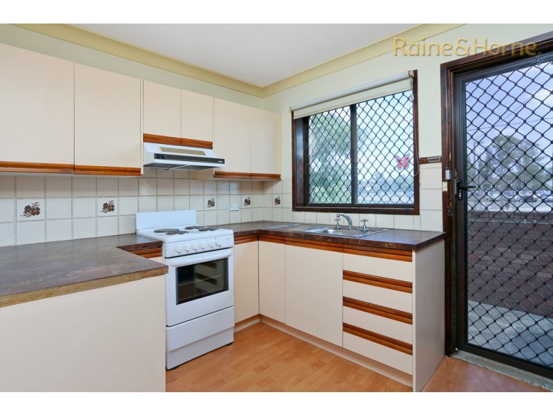 17/2-8 Kazanis Court, Werrington NSW 2747