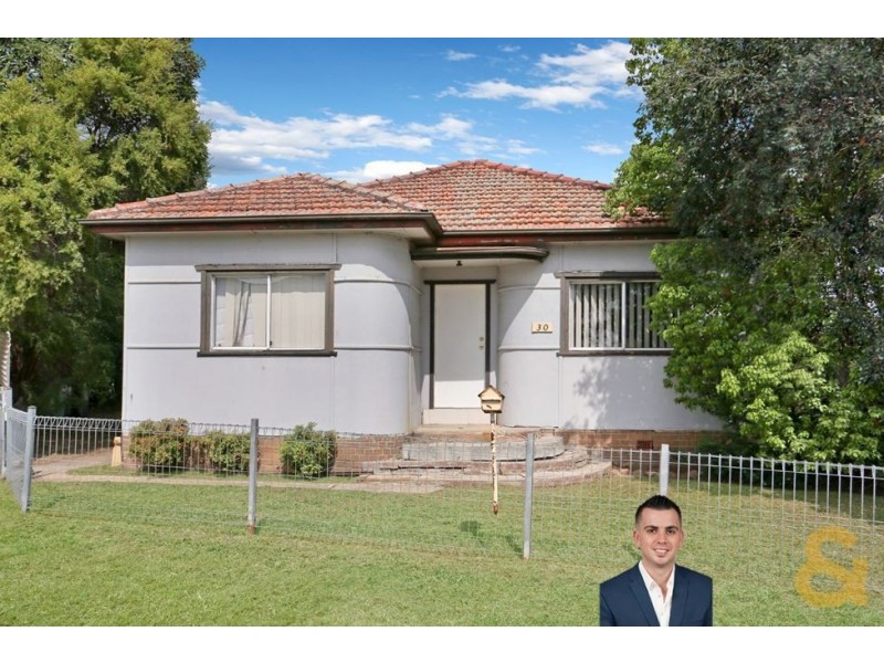 28 Great Western Highway, Kingswood NSW 2747