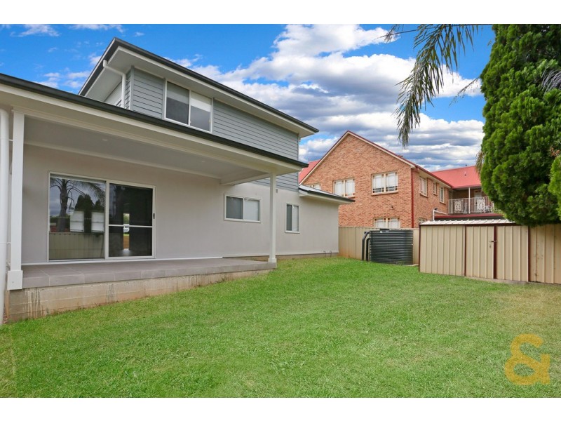 2A Barrallier Way, St Clair NSW 2759