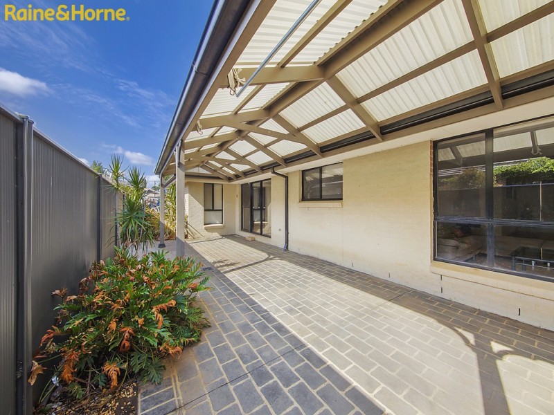5 Nield St, Ropes Crossing NSW 2760