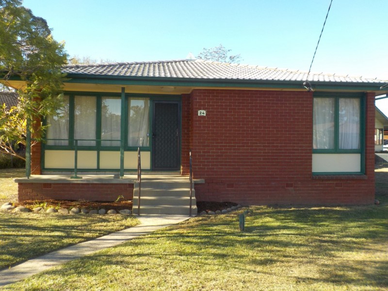 24 Livingston Avenue, Dharruk NSW 2770