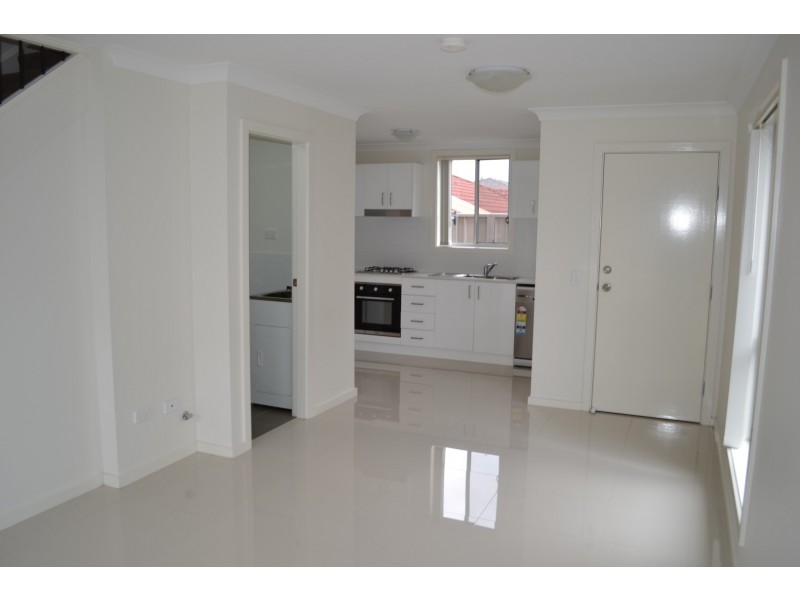 3/12 Braddon Street, Oxley Park NSW 2760