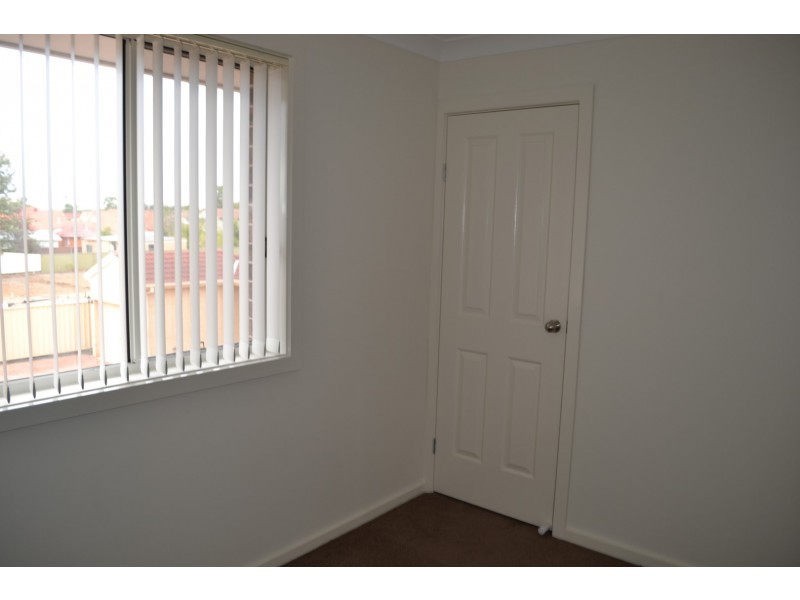 3/12 Braddon Street, Oxley Park NSW 2760