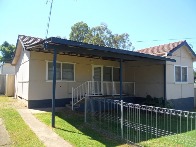 8 Monfarville Street, St Marys NSW 2760