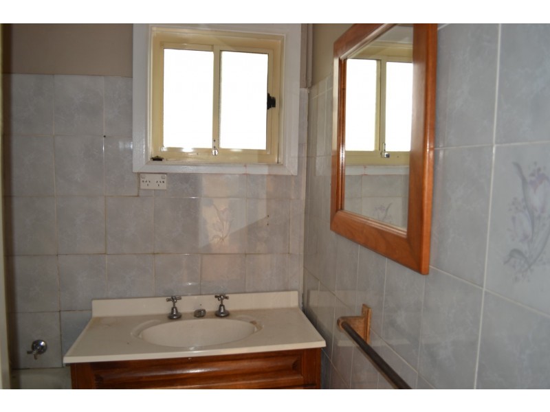 21 Champness Crescent, St Marys NSW 2760