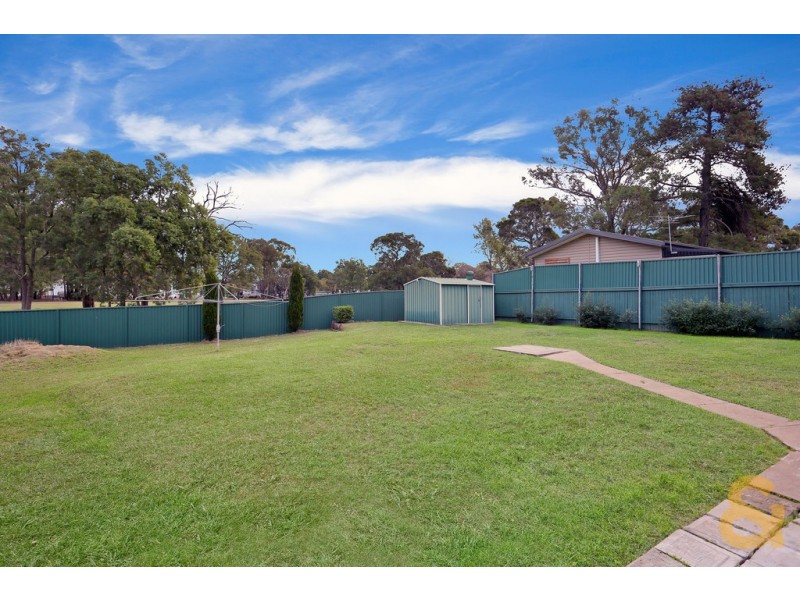 31 CEDAR CRESCENT, North St Marys NSW 2760