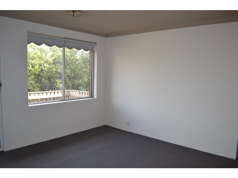 15/9-11 Santley Crescent, Kingswood NSW 2747