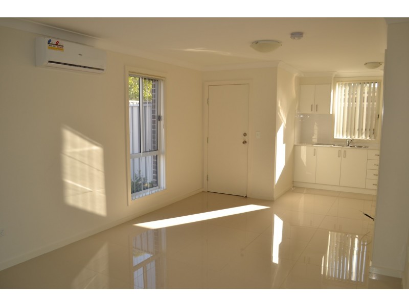 3/24 Canberra Street, Oxley Park NSW 2760