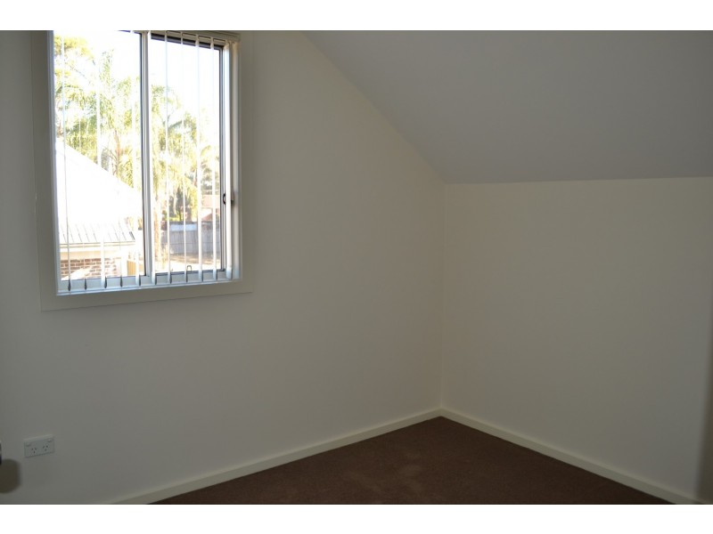 3/24 Canberra Street, Oxley Park NSW 2760