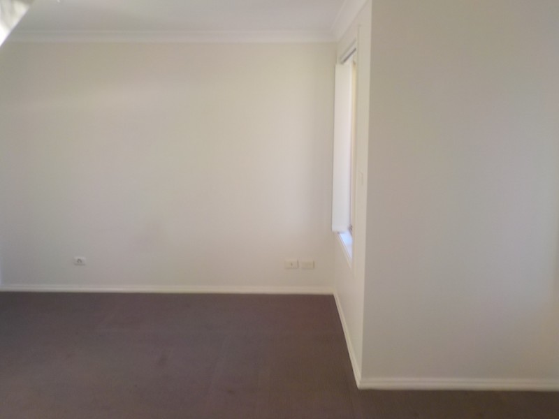 1/2 Wattle Avenue, North St Marys NSW 2760