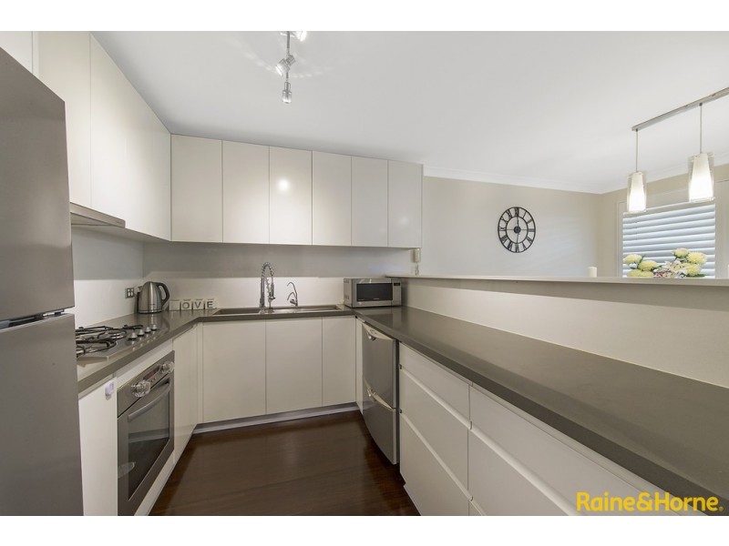 28/11 Settlers Blvd, Liberty Grove NSW 2138