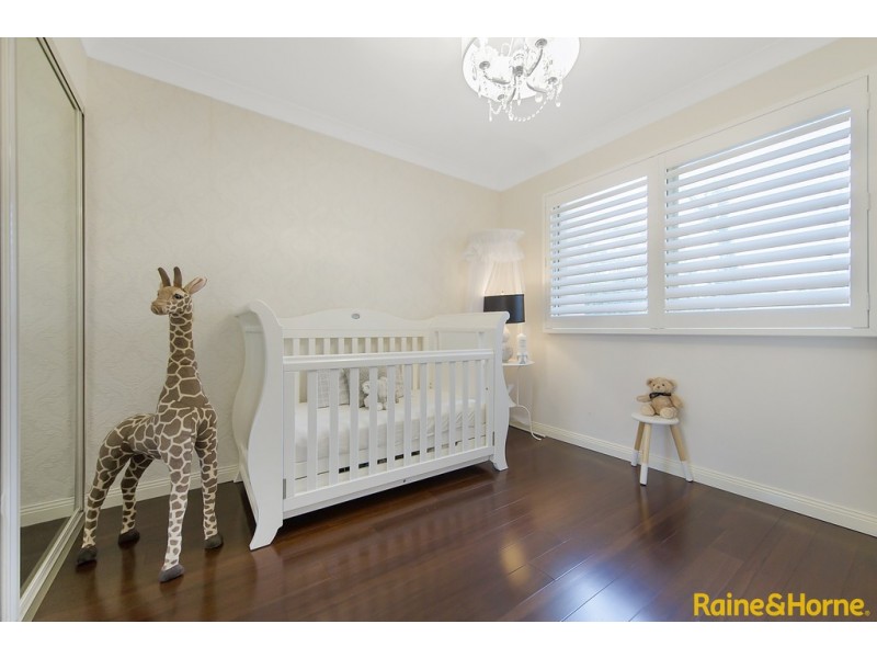 28/11 Settlers Blvd, Liberty Grove NSW 2138