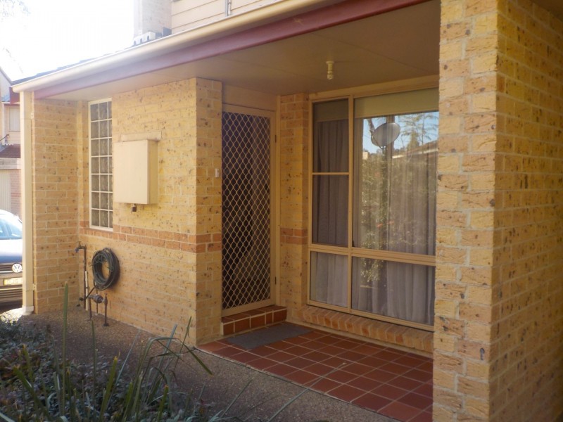 16/3 Cosgrove Crescent, Kingswood NSW 2747