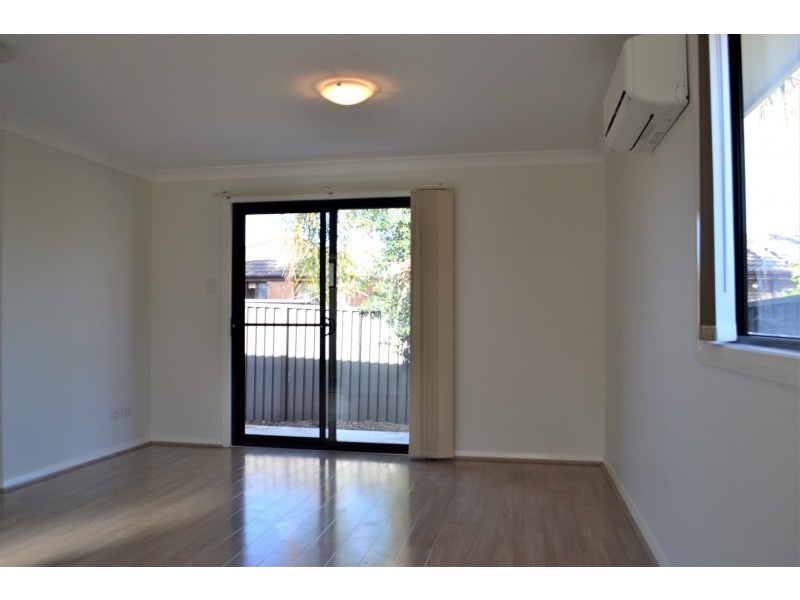 244A Banks Drive, St Clair NSW 2759