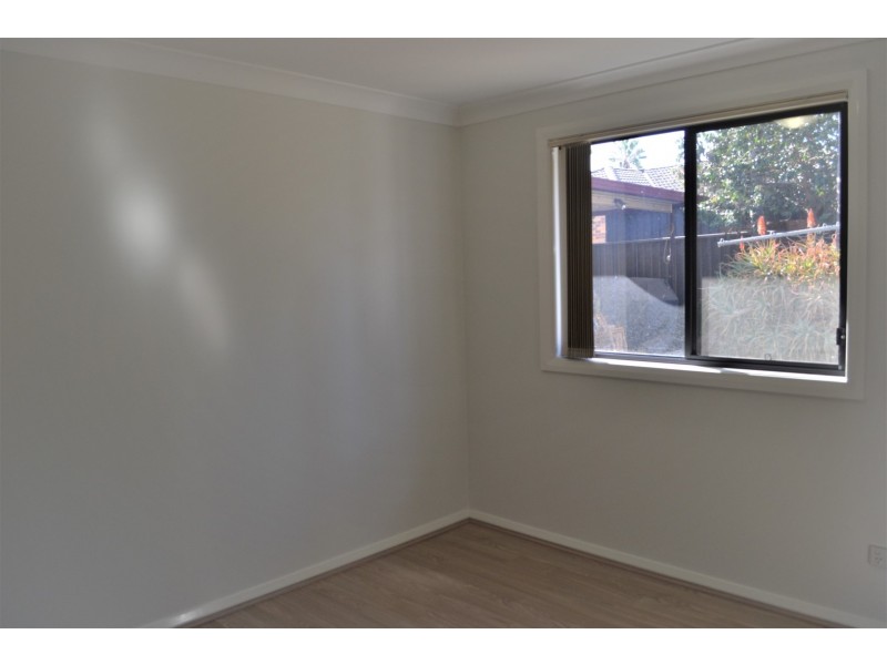 244A Banks Drive, St Clair NSW 2759