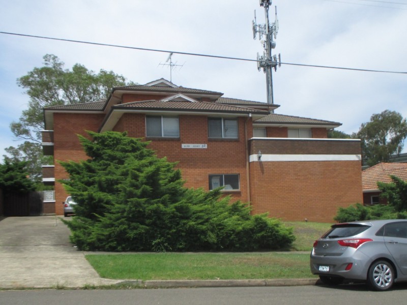 2/32 King Street, St Marys NSW 2760