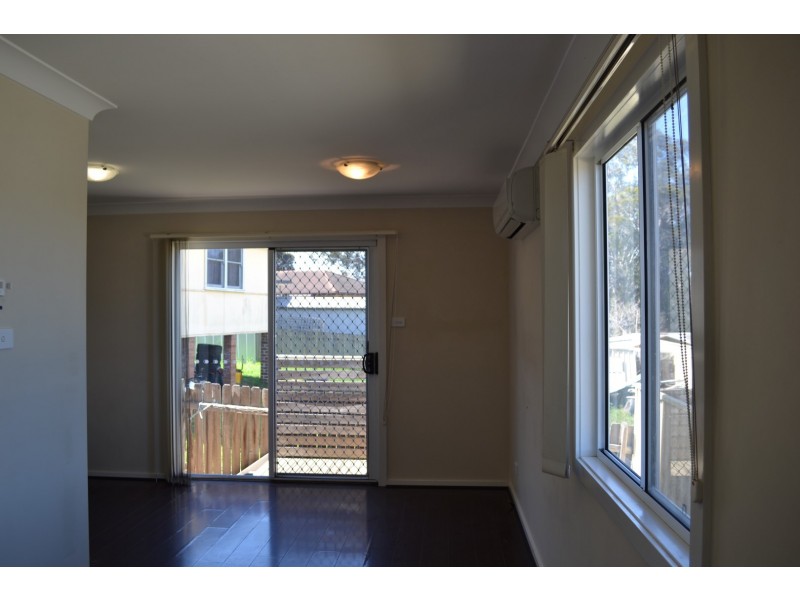 80A Lucena Crescent, Lethbridge Park NSW 2770