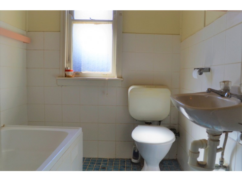 32 Kurrajong Road, North St Marys NSW 2760