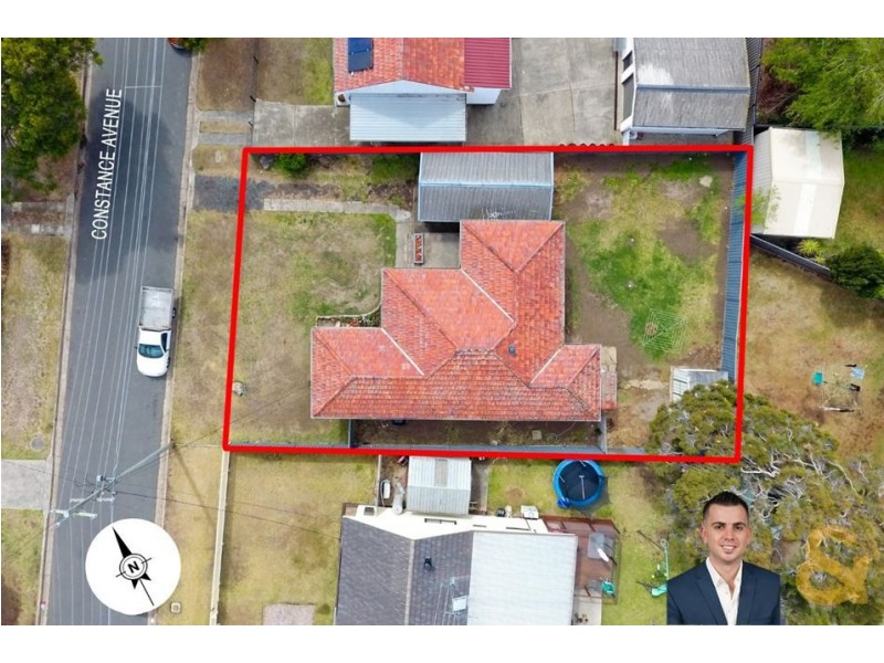 8 Constance Avenue, Oxley Park NSW 2760