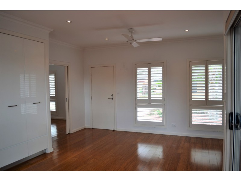 12A Horseshoe Circuit, St Clair NSW 2759