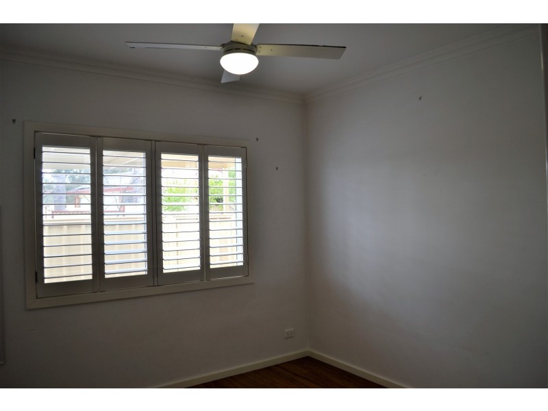 12A Horseshoe Circuit, St Clair NSW 2759