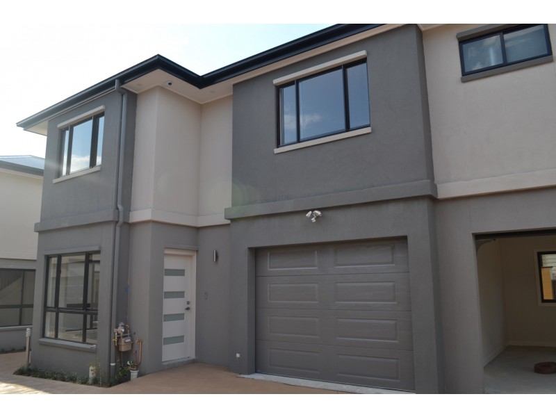 2/33 Sydney Street, St Marys NSW 2760