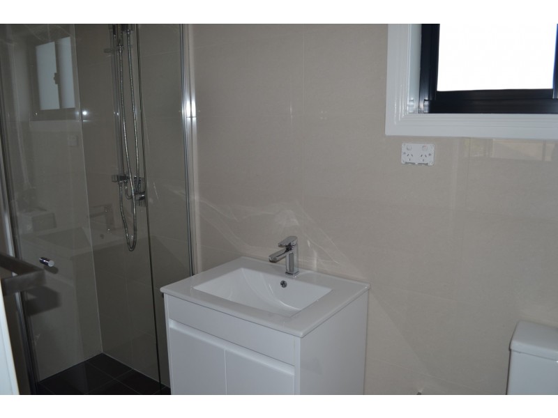 2/33 Sydney Street, St Marys NSW 2760