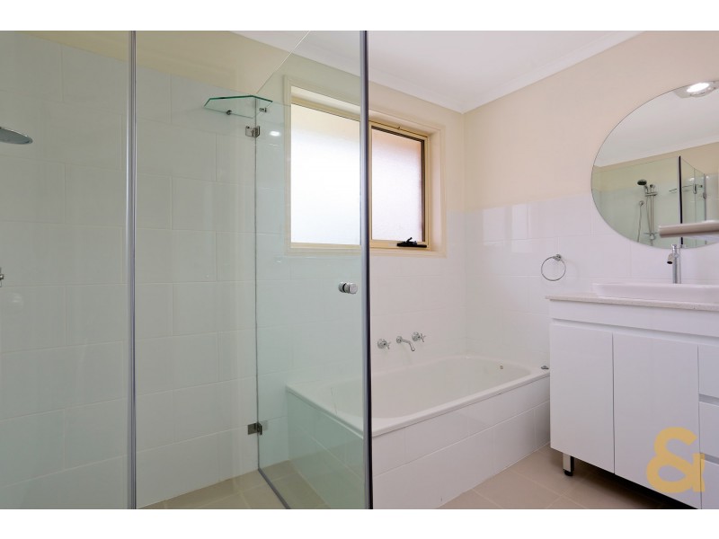 9/2 Bayton St, Oxley Park NSW 2760