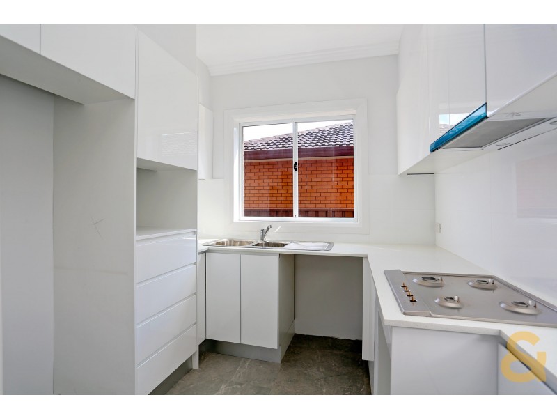 1and4/90 Brisbane Street, Oxley Park NSW 2760