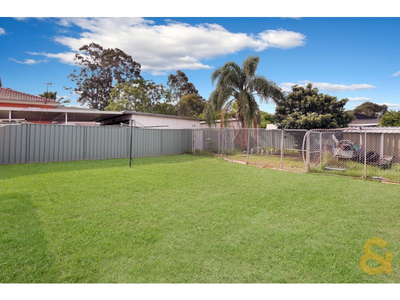 17 Lockyer Avenue, Werrington County NSW 2747