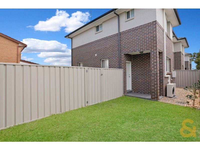 2/97 Brisbane St, Oxley Park NSW 2760