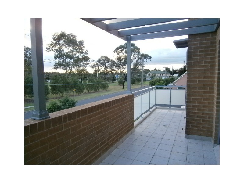 42/26-32 Princess Mary Street, St Marys NSW 2760