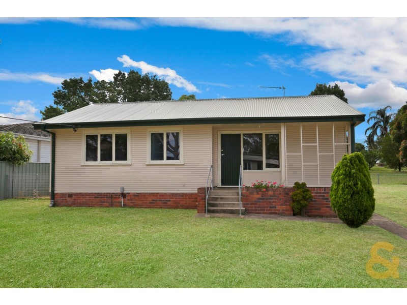 14 Blamey Street, Colyton NSW 2760