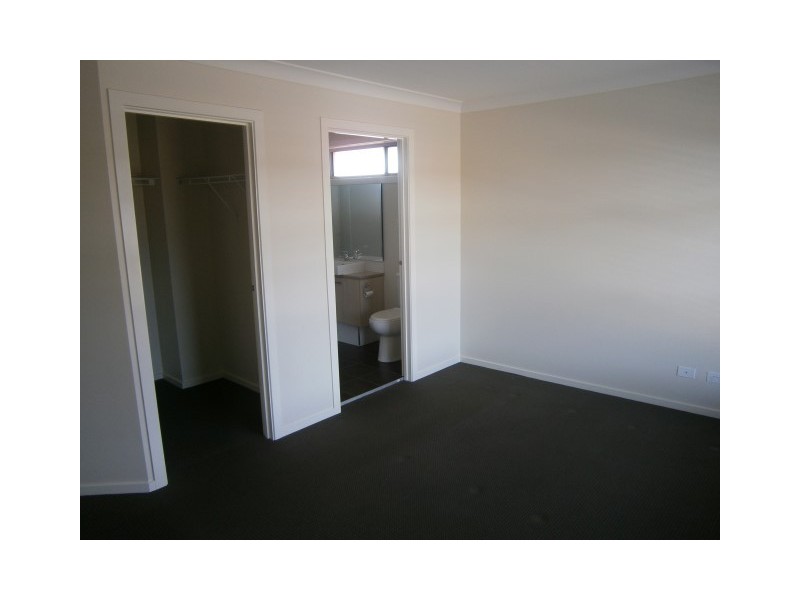 Ropes Crossing NSW 2760