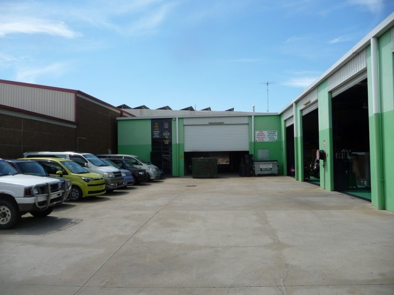 2/4 Robertson Place, Penrith NSW 2750