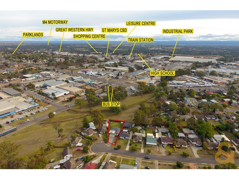 31 CEDAR CRESCENT, North St Marys NSW 2760