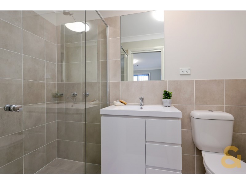 4,5/45 Canberra Street, Oxley Park NSW 2760