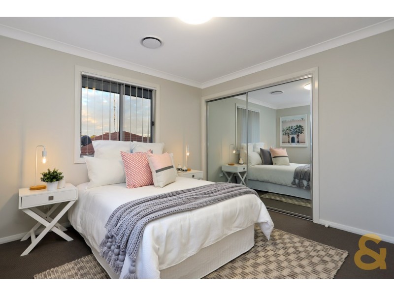 4,5/45 Canberra Street, Oxley Park NSW 2760